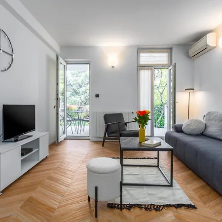 Mima Апартаменты